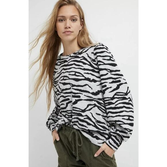 Sanctuary Top Womens Extra Small Gray Black Zebra Print Long Sleeve Brushed Knit - Picture 1 of 9